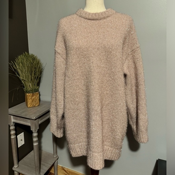 H&M blush with silver sparkles - Picture 1 of 5